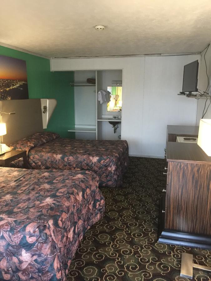 Pontiac Fiesta Motel المظهر الخارجي الصورة